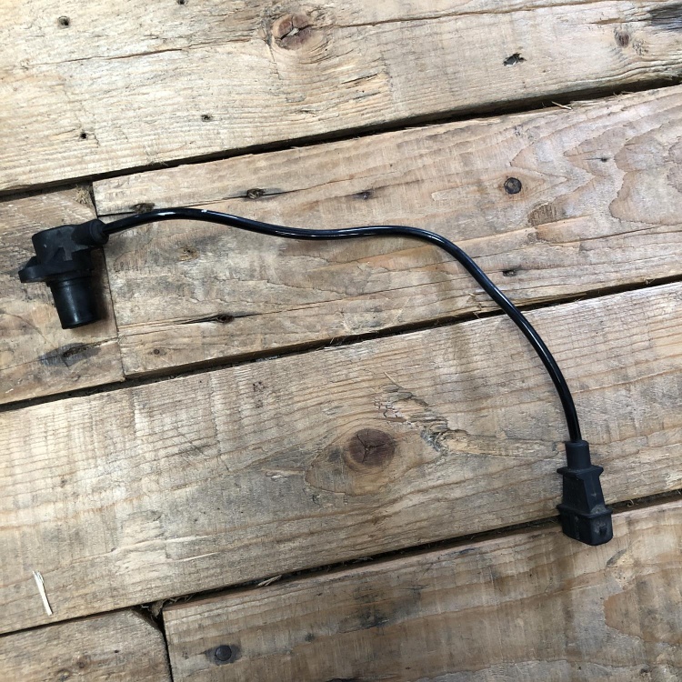 Indian Chief / Chieftain / Challenger / Pursuit crank position sensor